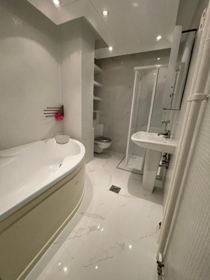 Ruben Apartman City Center 데브레첸 외부 사진
